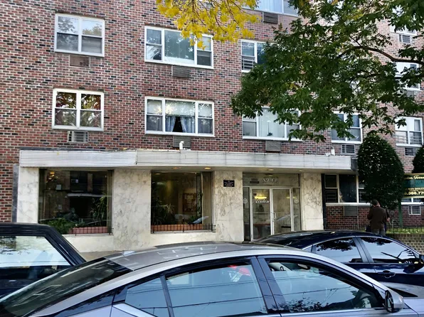 89-12 170th Street image 8 of 12