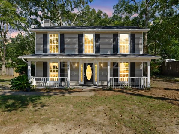 2551 Oak Harbor Dr