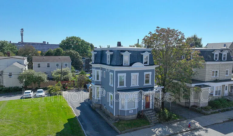 340 Haverhill St #5 — Photo 3