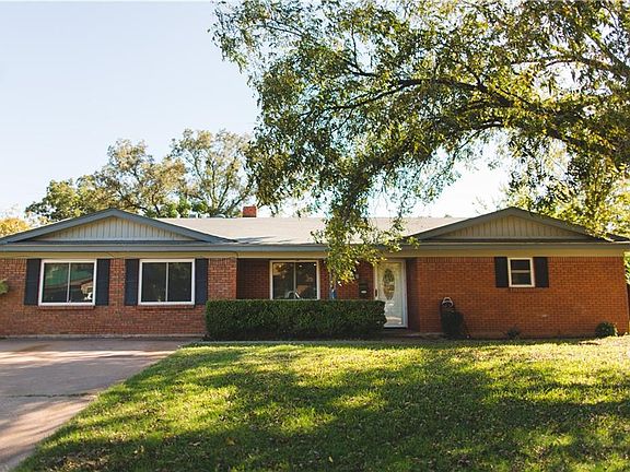 2nd image of 3725 Concord Dr
