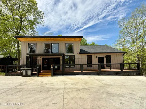 725 Timber Lake Cir, Sevierville, TN 37876
