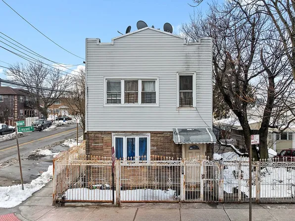 958 Crescent St, Brooklyn, NY 11208