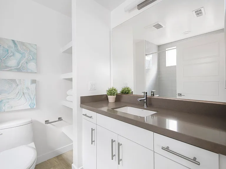 5625 N Bella Blanco Dr — Photo 2