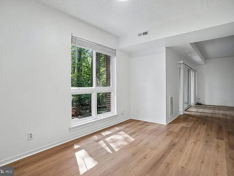 11805 Breton Ct #1A — Photo 11