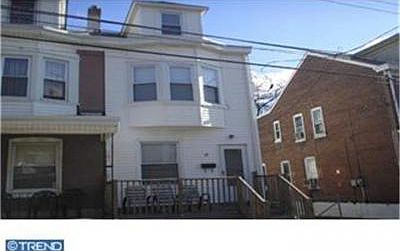 2nd image of 22 E Ingham Ave