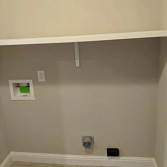 901 Louise Ave — Photo 13