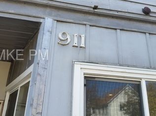 911 Washington Rd APT 1, Kenosha, WI 53140