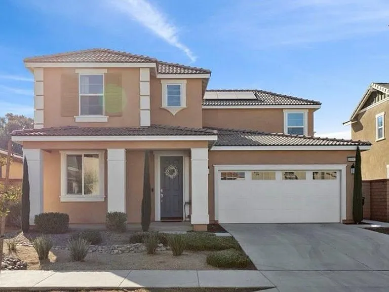Windy Ridge Way — Photo 1