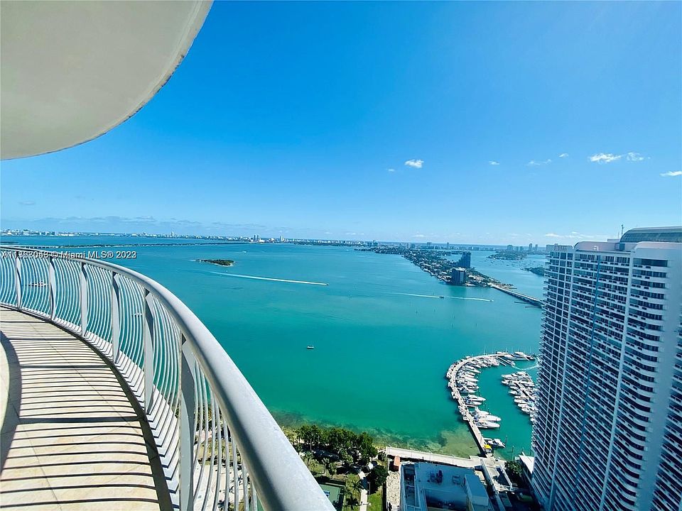 1st image of 1750 N Bayshore Dr APT 4002