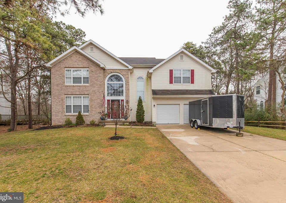 1st image of 1312 Whispering Woods Dr