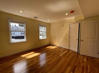 109 Fairmont St FLOOR 3, Malden, MA 02148