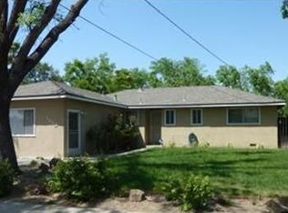 1613 Primrose Ln, Modesto, CA 95355