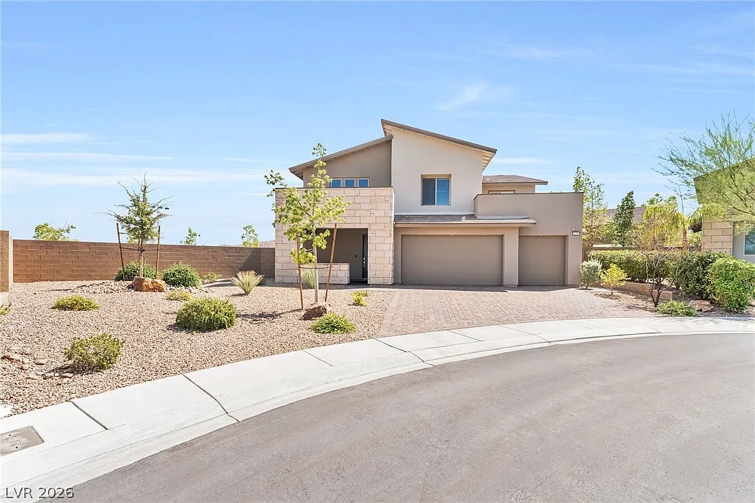 4 bed, 3.5 bath, 3191 sqft, $4,900 — Photo 1