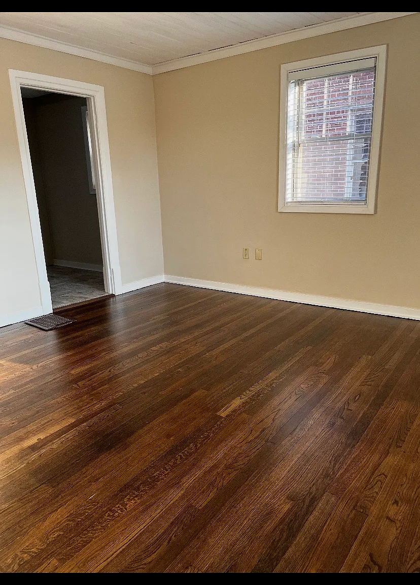 613 Japan St — Photo 2