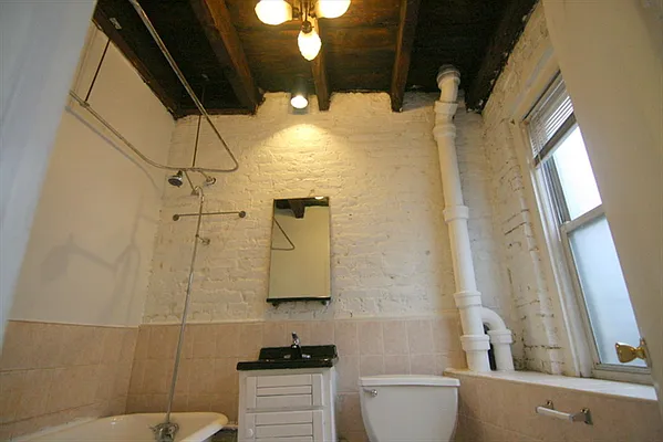 Rented by Citi Habitats | media 33