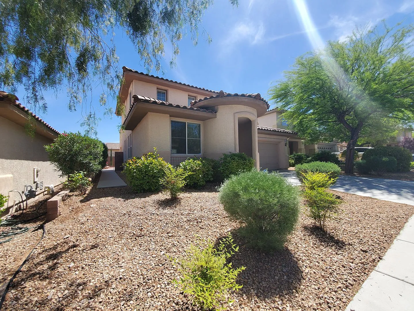 Granite Peaks At Summerlin — Photo 3