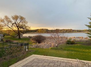 10760 Ridgewood Dr, Palos Park, IL 60464