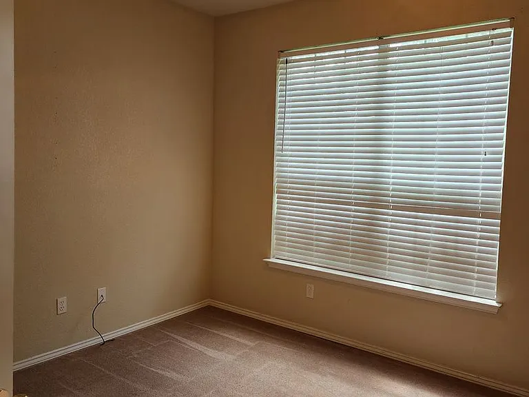 200 Sutterville Cv — Photo 13