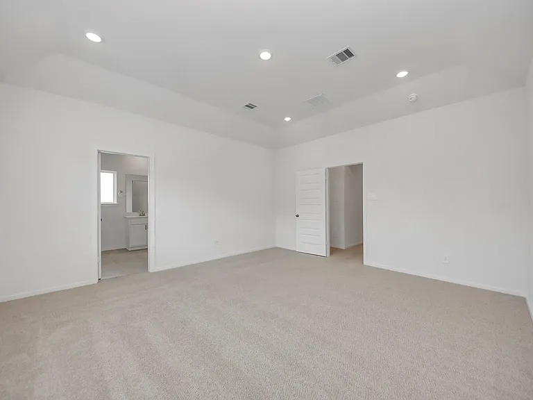 1043 Cedar Place Ln — Photo 12