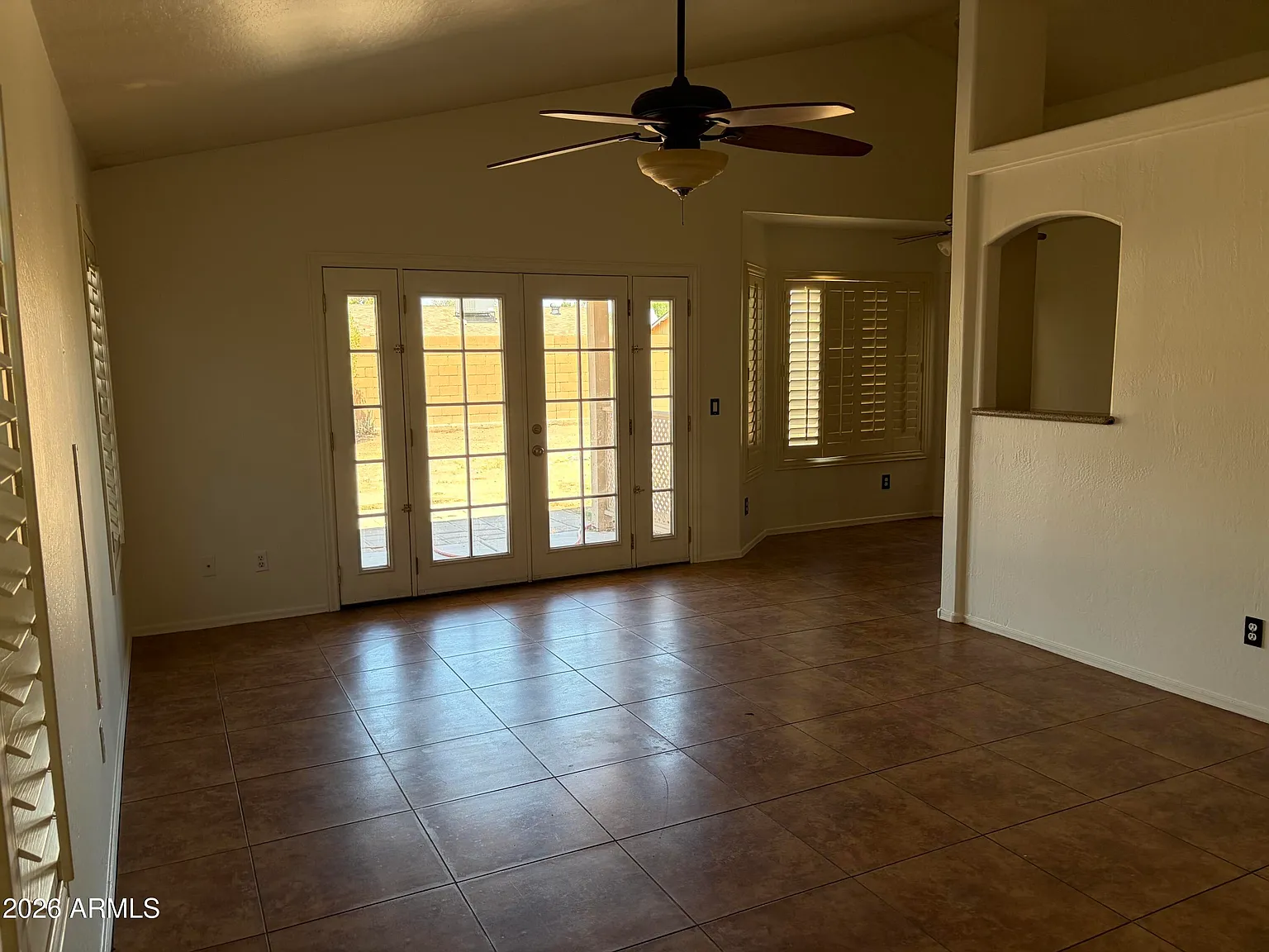3 bed, 2.0 bath, 1242 sqft, $1,995 — Photo 4
