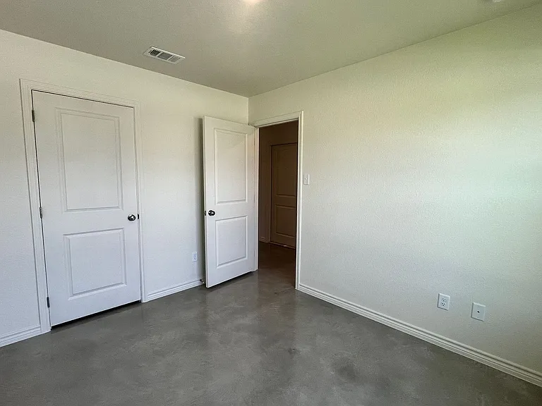1269 Lehmann Dr #A/B — Photo 12
