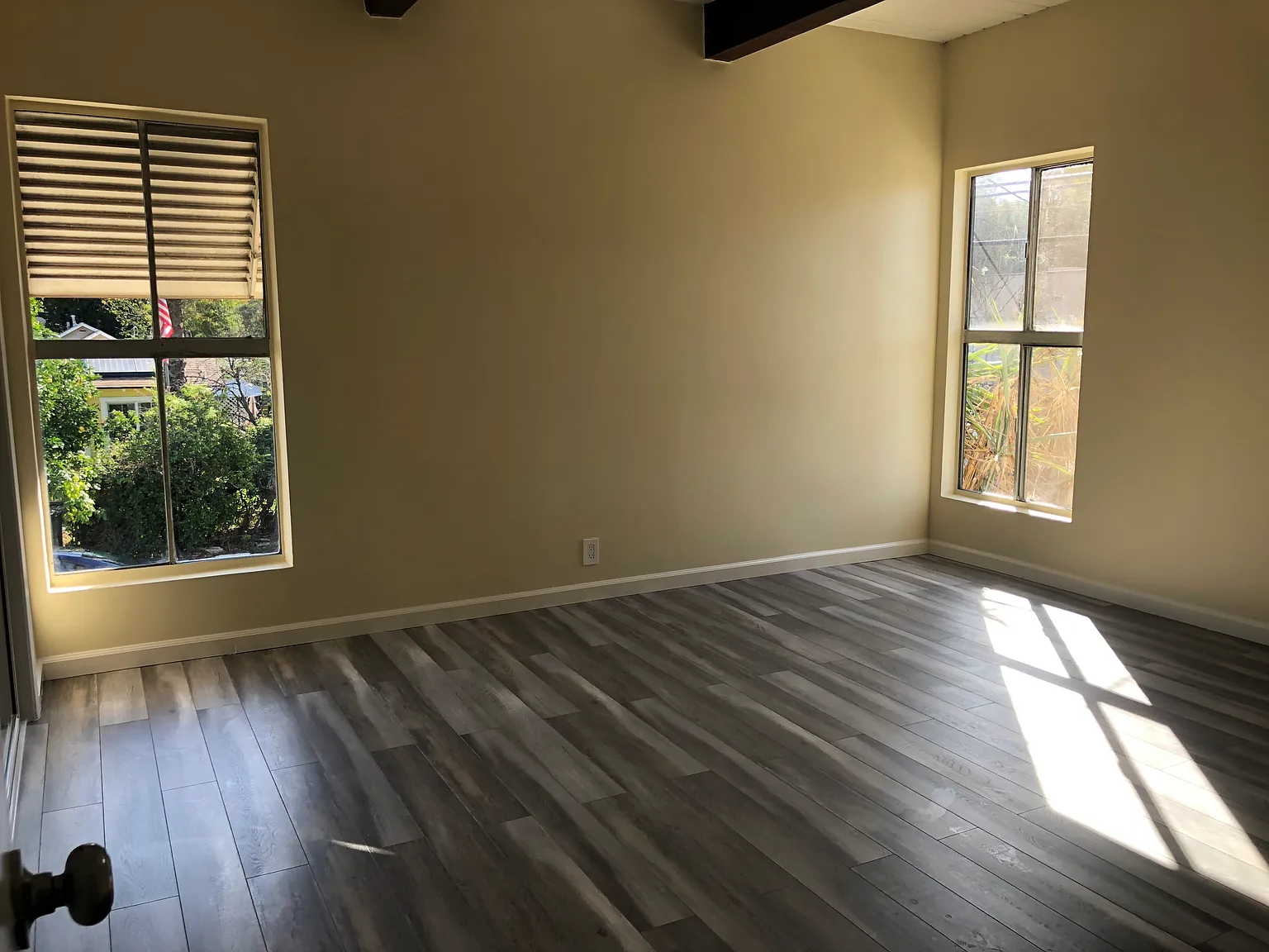 1 bed, 900 sqft, $1,950 — Photo 4