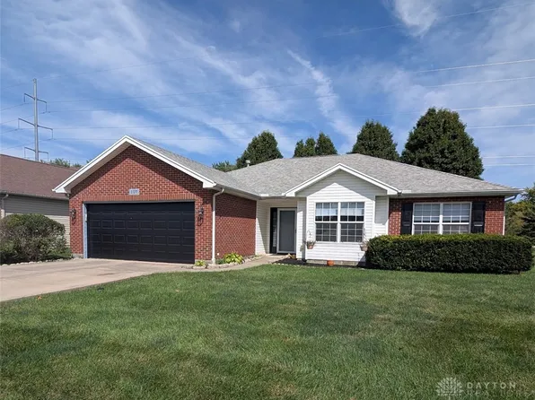 107 Settlers Trl, Englewood, OH 45322