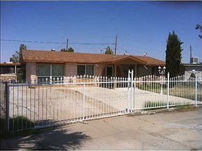 1st image of 365 Petty Ln