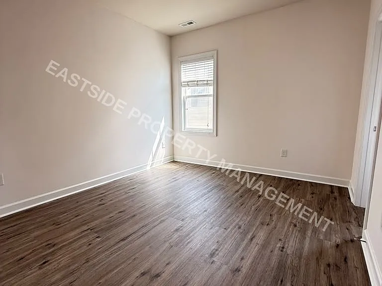 2373 Rainy Lake St — Photo 15