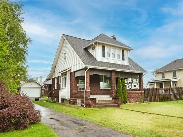 1123 Freeport Rd, Natrona Heights, PA 15065