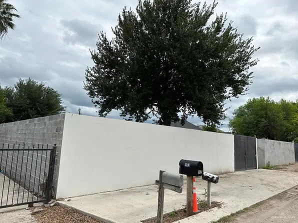 1902 NW Chicago St, Mission, TX 78573