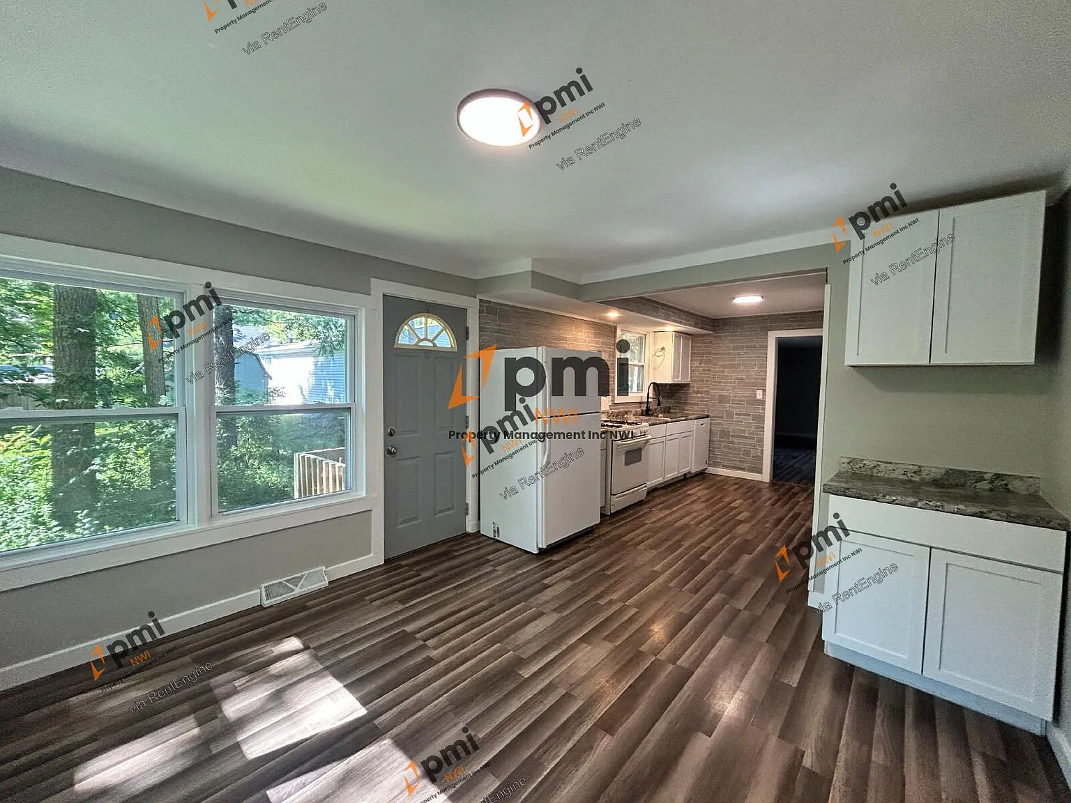 3 bed, 1.0 bath, 1265 sqft, $1,750 — Photo 1