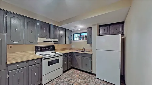 339 North St Photo 1