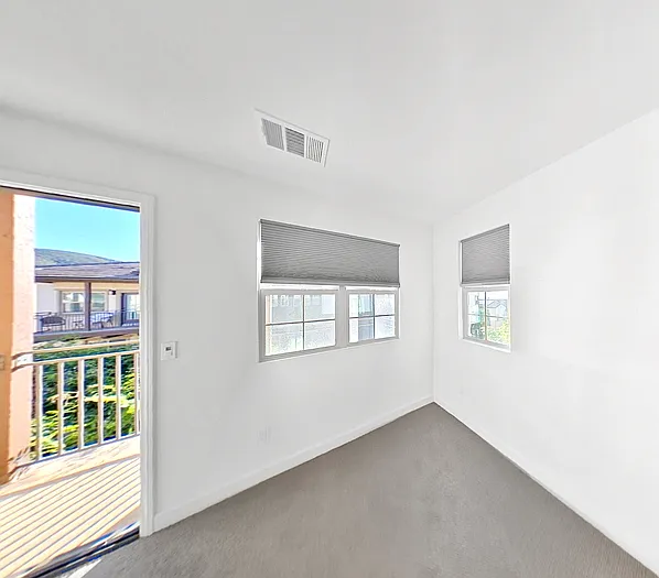 906 Slate St #1 — Photo 15
