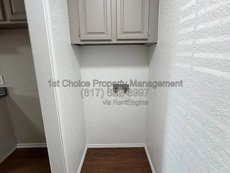 4512 Trysail Dr — Photo 11