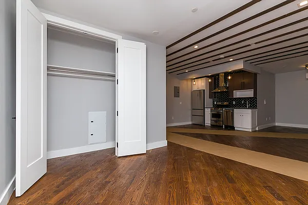 Rented by Nooklyn NYC LLC | media 15