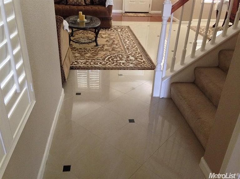 2nd image of 1313 Shasta Creek Ct