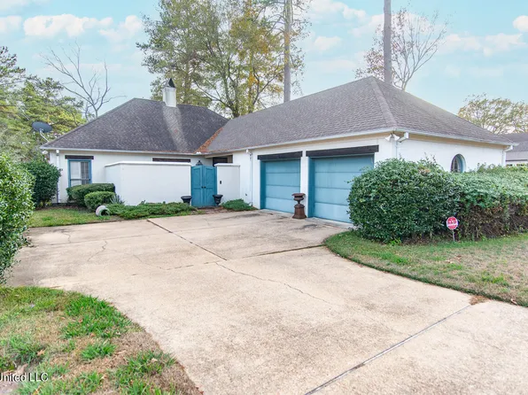 13 Pear Orchard Park, Jackson, MS 39211
