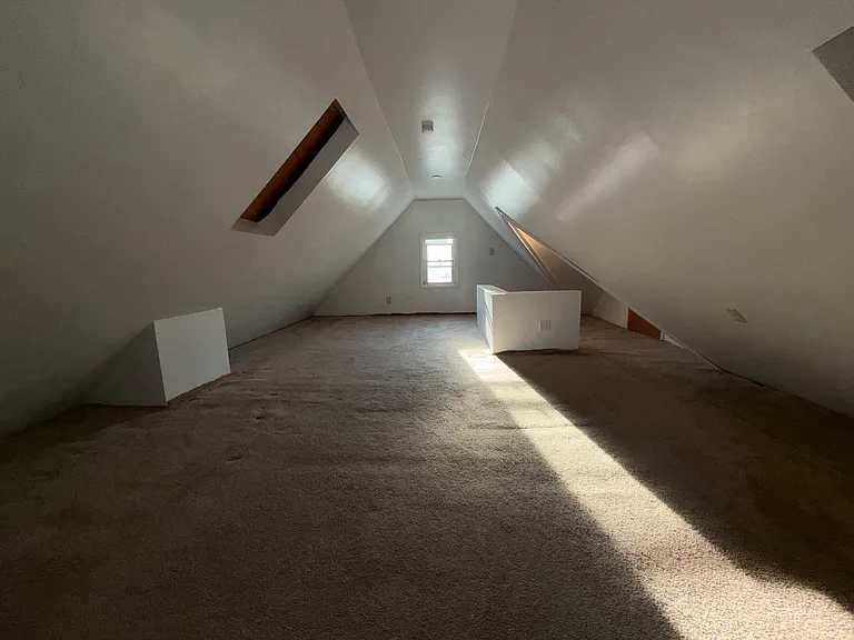 22 E Forest Ave — Photo 6