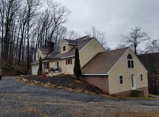 106 Forgedale Rd, Fleetwood, PA 19522