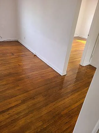 2 bed, 970 sqft, $1,600 — Photo 2