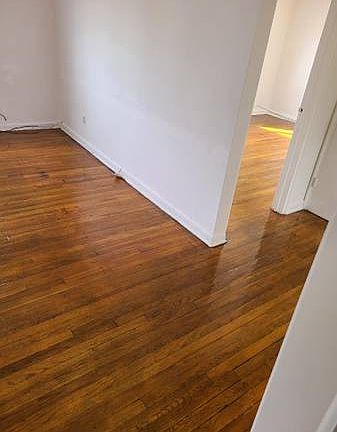 2nd image of 32 Ridge Rd #32