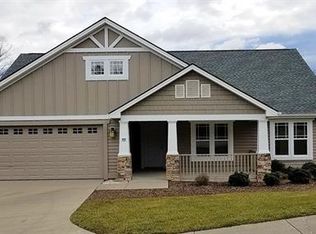 55 Winter Wren Cir, Hendersonville, NC 28792