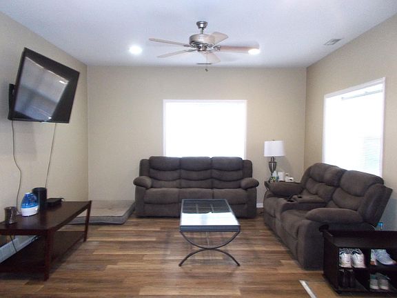 2nd image of 43191 Judd Rd