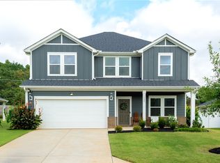 325 Roderick Ln, Greenville, SC 29605