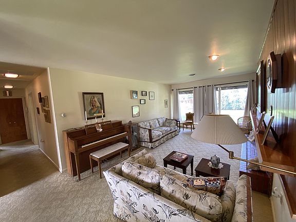 5th image of 2208 Beech Dr