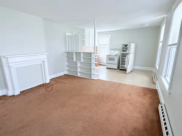 22 Maple Ln, Dover Plains, NY