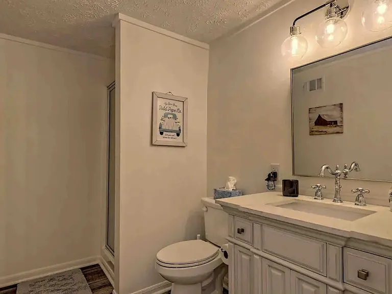 63 Mint Ln — Photo 32