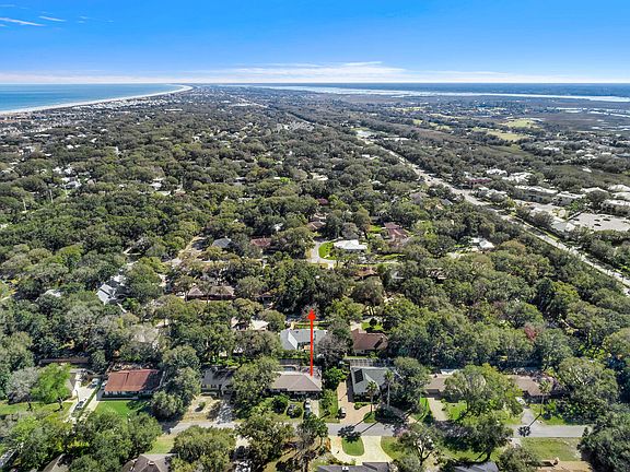 5th image of 419 Ocean Dr