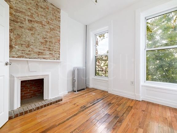4th image of 46 Palmetto St APT 2